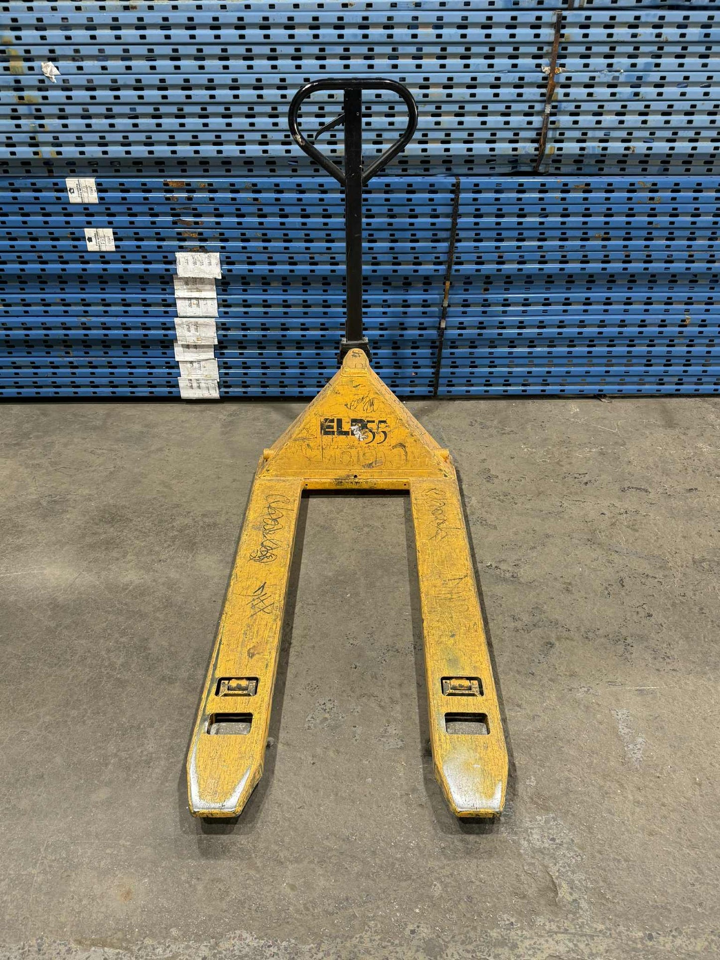 Transpalette – 48 x 27 po, fourche standard (Usagé)