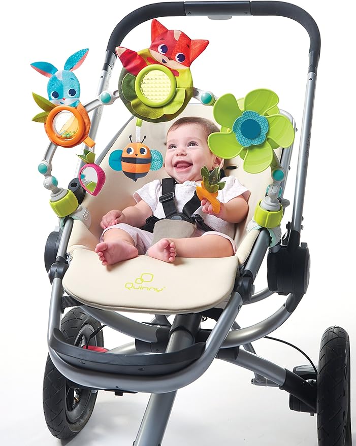 Arche d'activités ensoleillé pour bébé